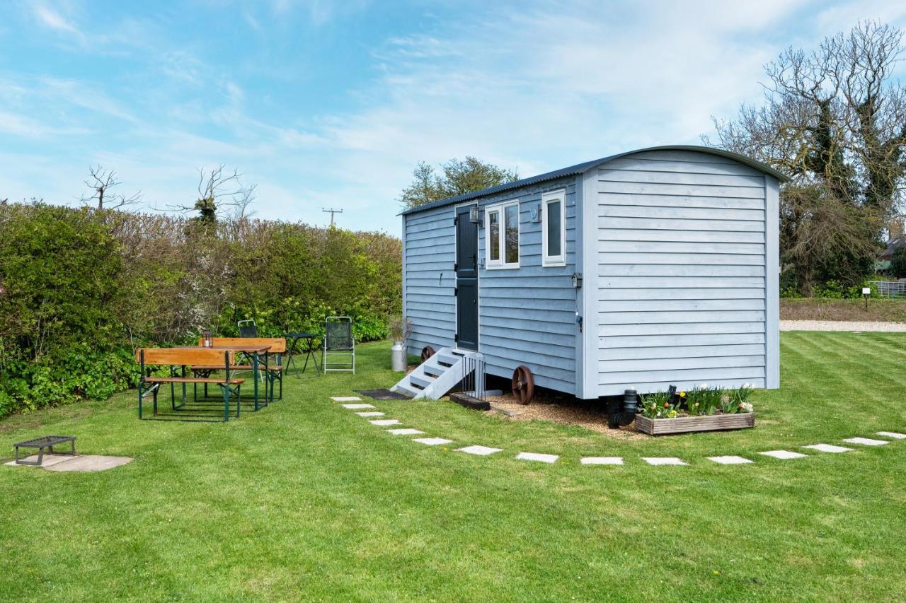 فندق Lanterns Shepherds Huts & Glamping Happisburgh المظهر الخارجي الصورة